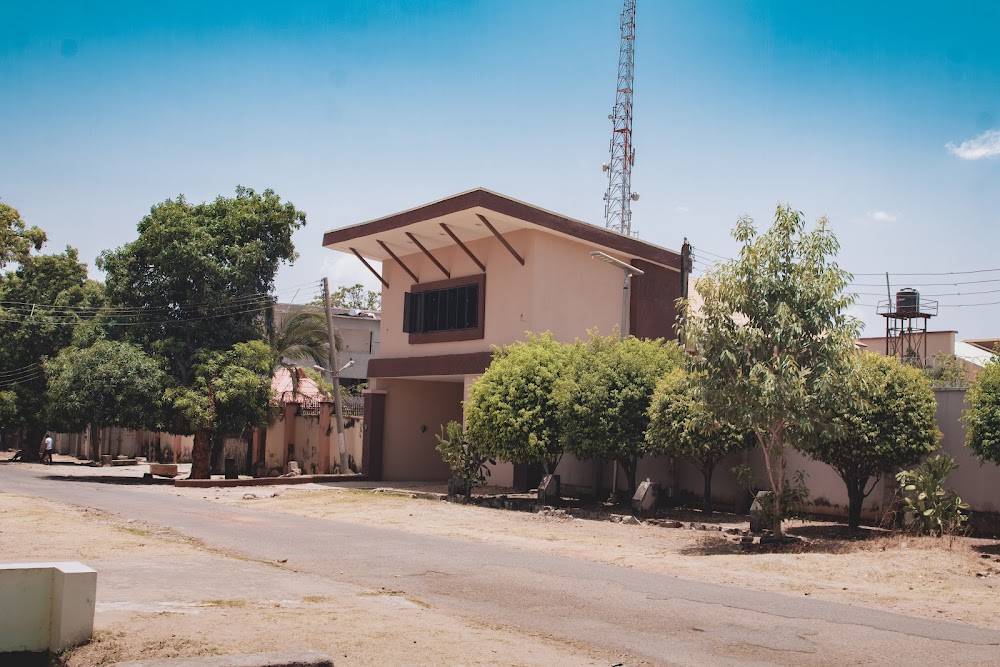 Almara Center
